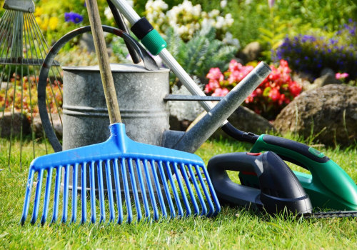 Front Yard Landscaping and the Importance of Well-Kept Lawn Tools